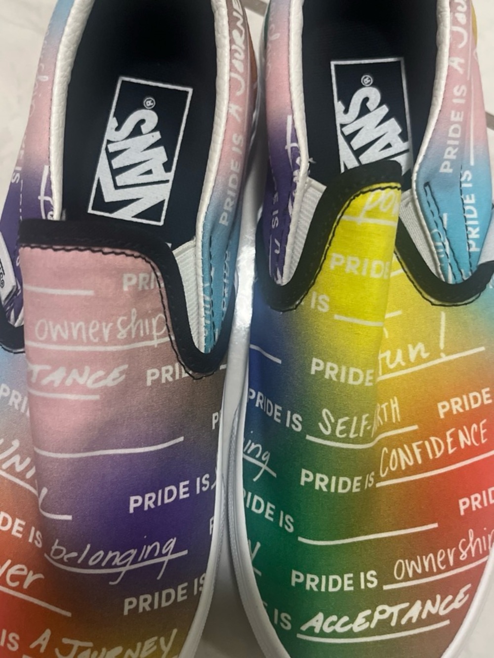 Vans Rainbow Gradient Pride Slip-On Sneakers 4 m / 5.5 w